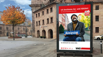 Citylight mit Mann, Königstor