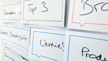 Wandausschnitt mit Workshop-Themenkarten