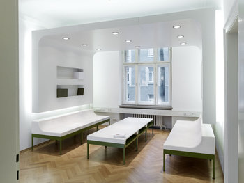 Foto des Lounge-Bereich bei Bloom in München, seitlich