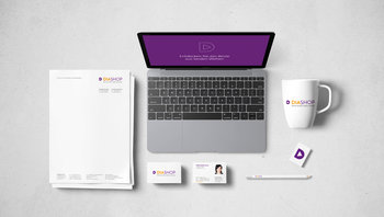 Neuer Auftritt Diashop: Wesite, Visitenkarten, Kaffeetasse, Bleistift, Geschäftspapier