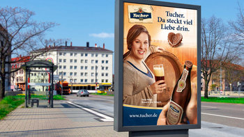 City Light Reklamewand an einer Haltestelle