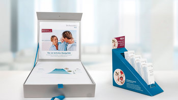 Akut Creme Potentilla von Dr.Hauschka: Thekendisplay und Präsentationsbox