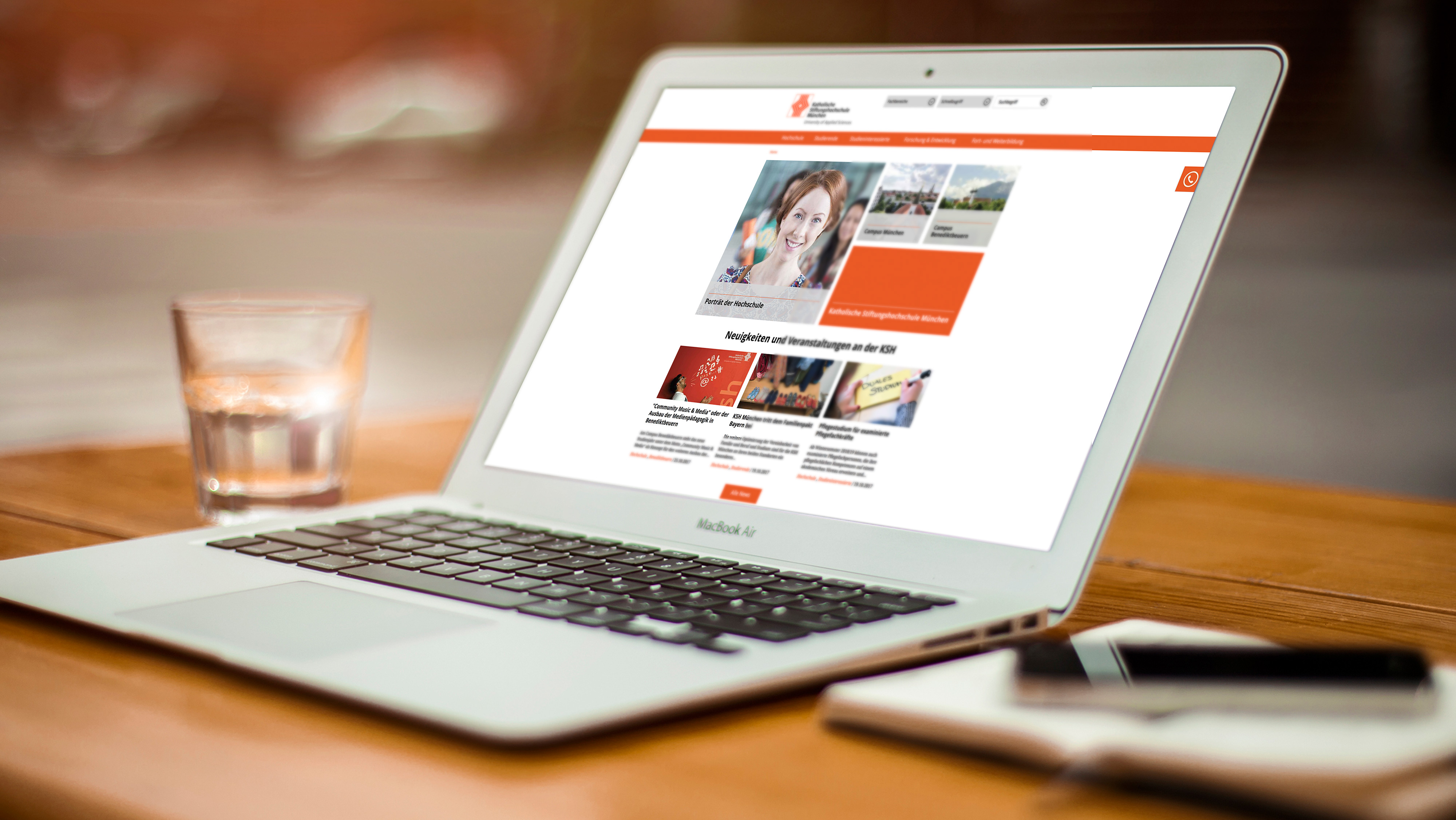 Geöffneter Laptop mit Ansicht KSH Website